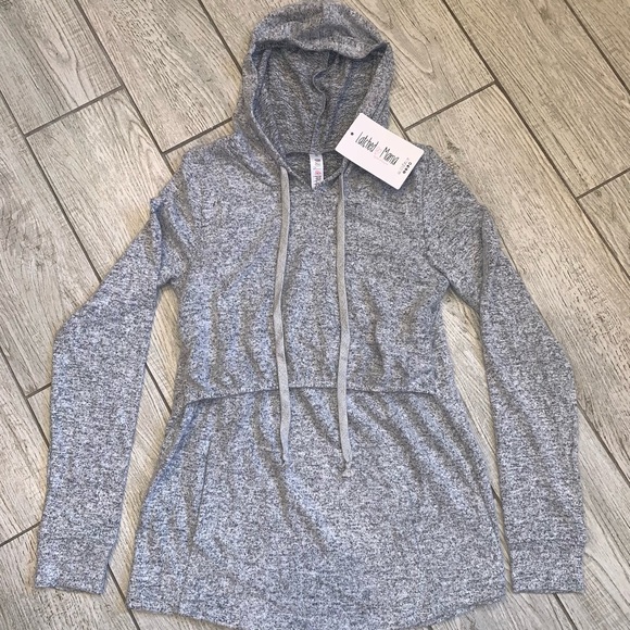 NWT Latched Mama Everyday Nursing Hoodie - Heathered Charcoal - Picture 4 of 7